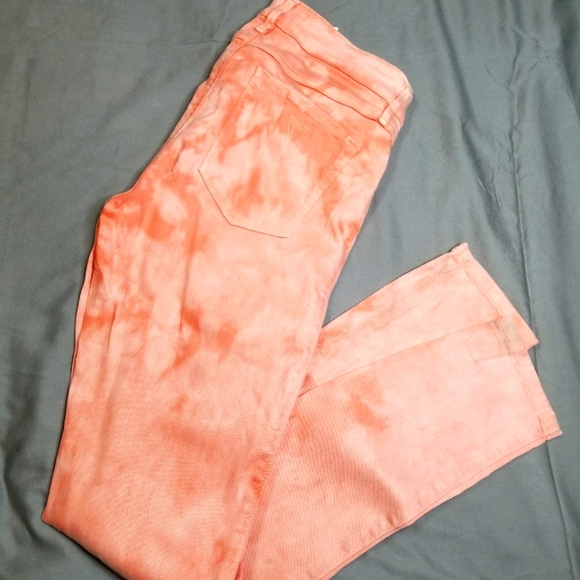 Pink acid wash Guess jeans - Picture 3 of 11